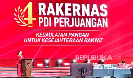 Ketua DPP PDIP, Puan Maharani memberikan pengarahan kepada ribuan kadernya jelang pemilihan umum (Pemilu) 2024 dalam Rakernas IV PDIP, Sabtu (30/9/2023).