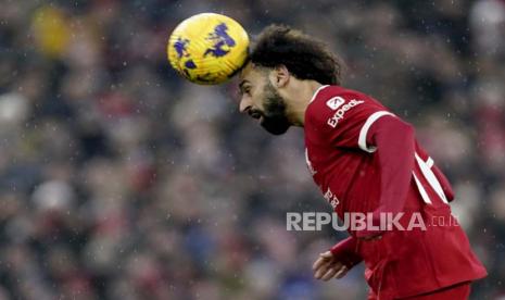 Striker Liverpool, Mohamed Salah, yang sudah mencetak 200 gol untuk klubnya.