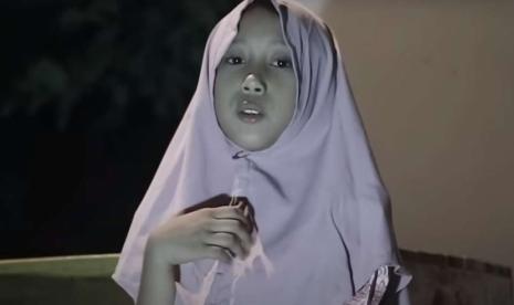 Eka Gama Putri, Pengamen Usia 8 Tahun Viral Nyanyikan Lagu Buih Jadi Permadani