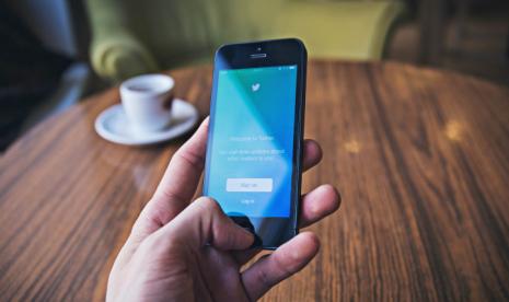 Apa Itu Twitter Spaces? Jurus Twitter Lawan Clubhouse (Foto: Unsplash/ freestocks)