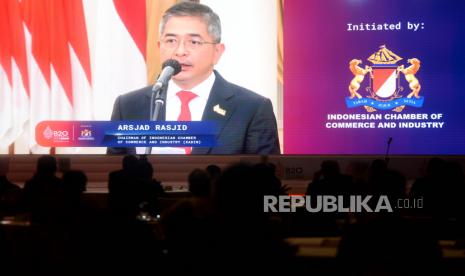 Ketua Umum Kadin Indonesia Arsjad Rasjid menyatakan tenaga kerja Indonesia harus mampu beradaptasi pada era revolusi industri 4.0, apalagi saat ini adopsi digitalisasi perusahaan Indonesia baru sebesar 20 persen, sedangkan di negara lain seperti Singapura, Korea, dan China sudah mencapai 40 persen.