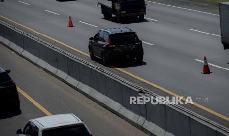 Jalan Tol Jakarta-Cikampek (Japek).