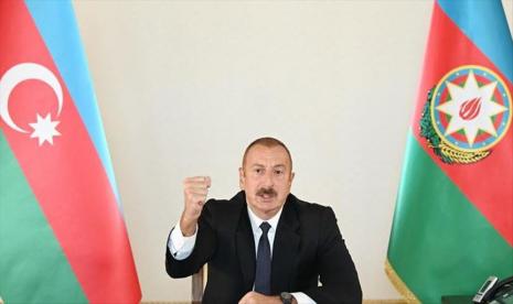 residen Azerbaijan dan Ibu Negara Azerbaijan pada Senin (16/11) mengunjungi wilayah yang baru-baru ini dibebaskan dari pendudukan Armenia selama hampir tiga dekade.