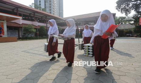 bgn-tertibkan-data-penerima-mbg-hingga-nik-siswa
