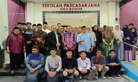 Sekolah Pasca Sarjana UIKA Bogor Gelar Kuliah Umum Edukasi Pengetahuan Islam dan Propaganda Media