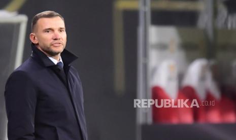 Pelatih Ukraina Andriy Shevchenko