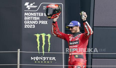 Pembalap MotoGP asal Italia Francesco Bagnaia dari Tim Ducati Lenovo. Bagnaia merupakan salah satu pembalap hasil didikan legenda MotoGP Valentino Rossi.