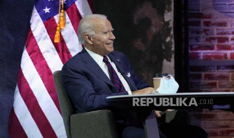  Presiden terpilih Joe Biden menghadiri briefing keamanan nasional di The Queen theater, Selasa, 17 November 2020, di Wilmington, Del.