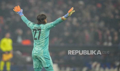 Kiper kedua Bayern Munchen Yann Sommer. 