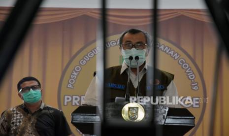 Gubernur Riau Shalatkan Dokter Wafat Akibat Covid-19