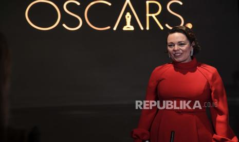  Olivia Colman berpose untuk foto potret pada pemutaran Oscar pada Senin, 26 April 2021 di London.