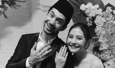 Reza Rahardian dan Prilly Latuconsina