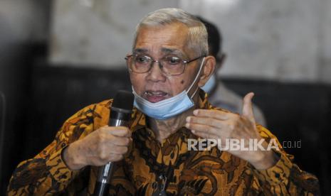 Wakil Presiden ke-6 RI - Try Sutrisno.