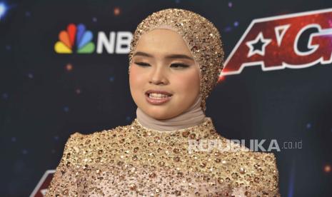 Putri Ariani di ajang AGT pada Rabu (6/9/2023). Tidak hanya saat on air, Simon Cowell juga memberikan pujian saat off air kepada Putri. 