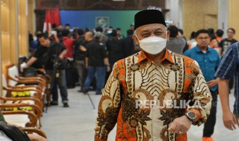 PKS President Ahmad Syaikhu walks after visiting the PKB DPP office. The volunteer coordinator said that the PKS will soon follow Nasdem and the PKB to enter the coalition.