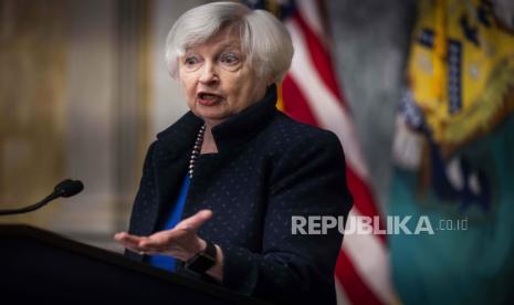  Menteri Keuangan AS Janet Yellen. Yellen memperingatkan, kas AS mungkin habis pada 1 Juni jika Kongres tidak menaikkan atau menangguhkan plafon utang. 