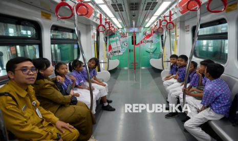 Uji Coba LRT Jakarta Fase 1B Dimulai Usai Diresmikan Prabowo