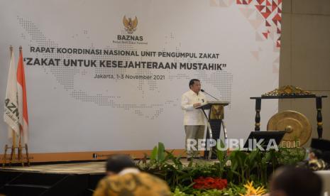 Indonesia Krisis Fragmentasi Otoritas Keagamaan. Foto: Dirjen Bimas Islam Kemenag Kamaruddin Amin memberikan sambutan dalam acara Rapat Koordinasi Nasional Unit Pengumpul Zakat (Rakornas UPZ) 2021 di Jakarta, Senin (1/11). Rakornas UPZ ini bertujuan untuk meningkatkan efektivitas dan efisiensi pelayanan dalam pengelolaan zakat, serta meningkatkan manfaat zakat untuk mewujudkan kesejahteraan masyarakat terdampak pandemi dan penanggulangan kemiskinan melalui program-program yang sudah di susun satu tahun ke depan.Prayogi/Republika.