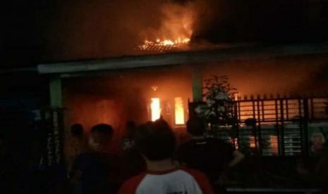 Remaja di Sidoarjo Nekat Bakar Rumah Tetangga, Diduga Dipicu Game Online