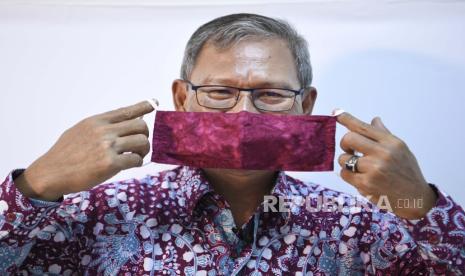 Dirjen Pencegahan dan Pengendalian Penyakit Kementerian Kesehatan yang juga Juru bicara pemerintah untuk penanganan COVID-19 Achmad Yurianto berpose di Graha BNPB, Jakarta, Kamis (18/6/2020). ANTARA FOTO/Hafidz Mubarak A/aww