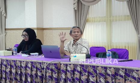 Rektor Universitas Amikom Yogyakarta, Suyanto di Ruang Citra 2 Amikom Yogyakarta, Kabupaten Sleman, DIY, Jumat (21/6/2024).