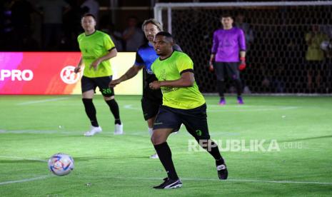  Mantan pemain sepak bola Kamerun Samuel Eto'o yang kini merupakan Presiden FA Kamerun. 