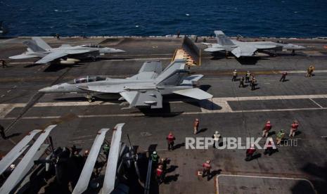  Jet F/A-18 Angkatan Laut AS 