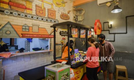 Langgar PSBB, 8 Rumah Makan di Jakarta Ditutup