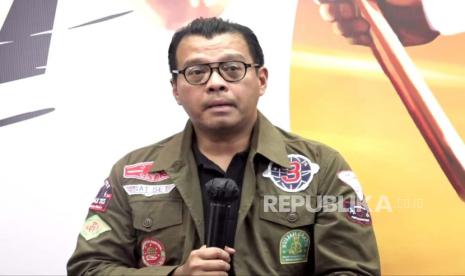 Deputi Politik 5.0 TPN Ganjar-Mahfud, Andi Widjajanto menjawab bahwa data terkait pertahanan tak sepenuhnya bersifat tertutup dan rahasia, di Media Center TPN Ganjar-Mahfud, Jakarta, Senin (8/1/2024). 