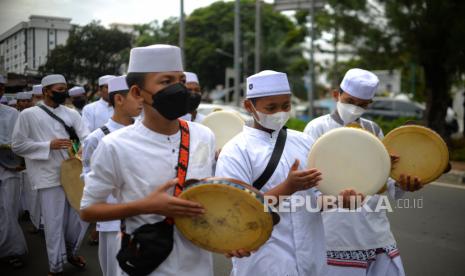 Ilustrasi pawai maulid Nabi Muhammad SAW. 1.500 Warga Meriahkan Pawai Taaruf Peringati Maulid Nabi di Sampit