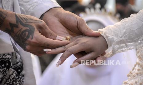 Ilustrasi pernikahan. SEMA Nikah Beda Agama Beredar, Praktik Nikah Beda Agama Tetap Berjalan