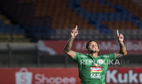 Ready to compete in Liga 1, PSS squad leaves for Jakarta