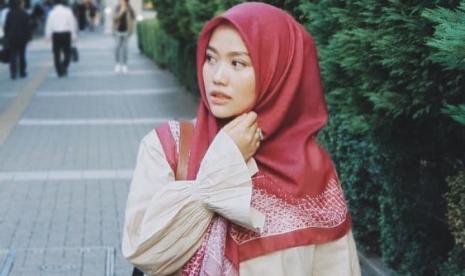 4 Wanita Indonesia Ini Sukses Dirikan Bisnis Fashion Muslim, Kisahnya Sungguh Menginspirasi. (FOTO: Instagram/diajenglestari)