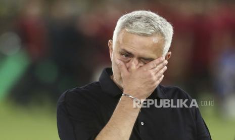 Pelatih AS Roma, Jose Mourinho.