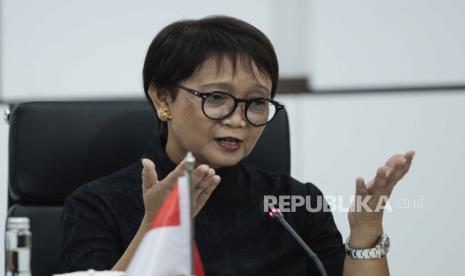 Menlu RI Retno Marsudi. Berbicara di KTT OKI di Gambia, Sabtu (4/5/2024), Retno menyerukan negara-negara OKI untuk tidak menjalin hubungan diplomatik dengan Israel tanpa adanya kemerdekaan Palestina.