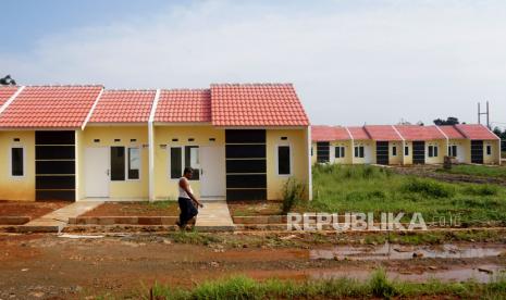 Kementerian Pekerjaan Umum dan Perumahan Rakyat melalui Pusat Pengelolaan Dana Pembiayaan Perumahan (PPDPP) memberikan tambahan kuota dana Fasilitas Likuiditas Pembiayaan Perumahan (FLPP) kepada PT Bank Tabungan Negara (Persero) Tbk sebanyak 1.240 unit. 