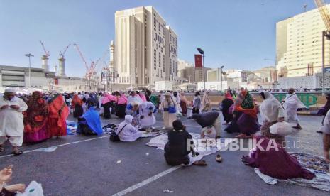 Ilustrasi jamaah hendak melaksanakan umrah di Makkah.