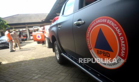 Logo BPBD DIY.