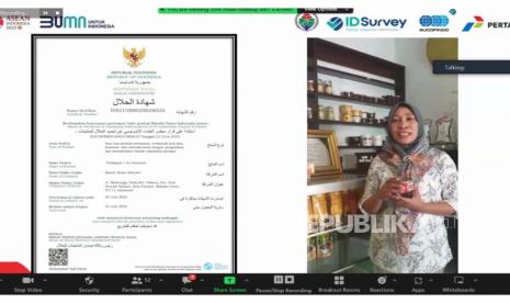 Produk UMKM Mitra Binaan Pertamina yang telah naik kelas dan bisa mendapatkan sertifikat halal. 