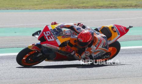  Pembalap MotoGP Spanyol Marc Marquez dari Tim Repsol Honda beraksi selama sesi latihan bebas Grand Prix Sepeda Motor Aragon di arena balap Motorland di Alcaniz, Spanyol, 16 September 2022. Grand Prix Sepeda Motor Aragon akan diadakan pada 19 September 2022.