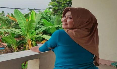 Perempuan Penjual Es Degan di Kediri Ini Punya 226 Ribu Followers