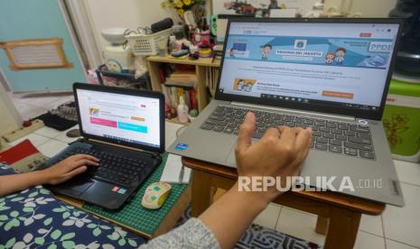 Ilustrasi Penerimaan Peserta Didik Baru (PPDB) Online