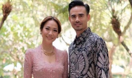 Bunga Citra Lestari atau BCL dan Ashraf Sinclair.