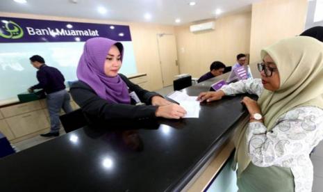 Bank syariah memberikan layanan tabungan haji