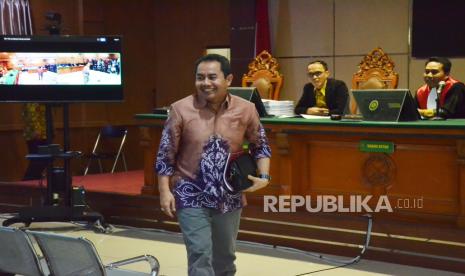 Sidang praperadilan Pegi Setiawan masih digelar di Pengadilan Negeri (PN) Bandung, Jalan LRE Martadinata, Kota Bandung, Kamis (4/7/2024). Sidang praperadilan terkait kasus pembunuhan Vina dan Eky kali ini, tim kuasa hukum Polda Jabar, selaku termohon praperadilan menghadirkan saksi ahli pidana dari Universitas Pancasila Jakarta yaitu Agus Surono.