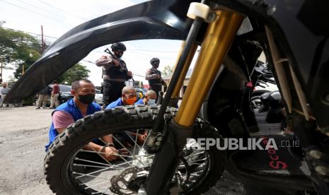 Barang bukti hasil pencurian kendaraan bermotor (ilustrasi) 