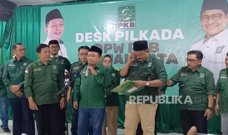 Ketua DPW PKB DKI Jakarta Hasbiallah Ilyas saat konferensi pers memberikan dukungan kepada Anies Baswedan untuk menjadi Cagub DKI Jakarta di Kantor DPW PKB DKI Jakarta, Jakarta Timur, Rabu (12/6/2024). 