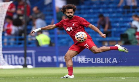 Penyerang Liverpool Mohamed Salah. Mohamed Salah menjadi incaran klub Arab Saudi, Al-Ittihad.