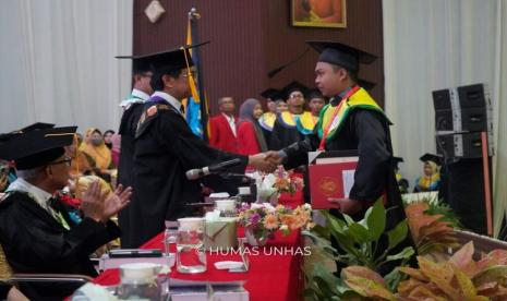 Ini Daftar Lulusan Terbaik Unhas pada Wisuda Februari 2024