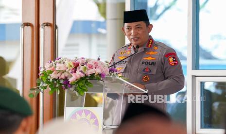 Kapolri Jenderal Listyo Sigit Prabowo menghadiri peresmian Rumah Sakit Muhammadiyah Bandung Selatan (RSMBS), Kamis (3/11/2022). Kapolri mengapresiasi Muhammadiyah yang terus berupaya meningkatkan derajat kesehatan masyarakat dengan membangun rumah sakit. 